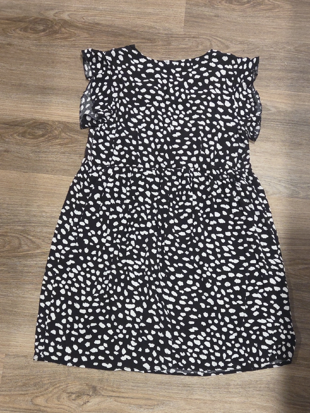 Black & White Dot Mini Dress with Colorful Floral Embroidered Yoke Size Medium - Picture 5 of 6